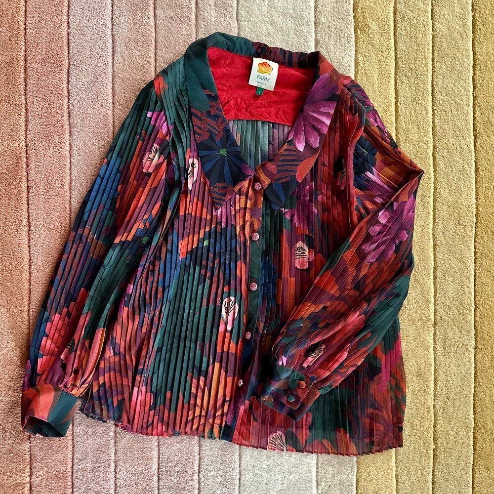 Farm Rio Pleated Button Down Blouse